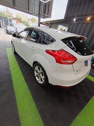 FORD FOCUS 1.6 SE PLUS 16V FLEX 4P MANUAL